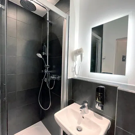 Hotel Smarty Dom - Boardinghouse - Kontaktloser Self Check-in 3*