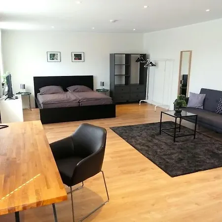 Apartment - Modern, Gemuetlich, Eigener Parkplatz Cologne