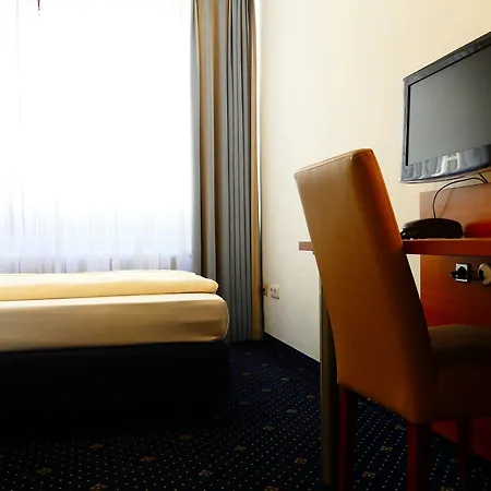 Callas Am Dom Hotel 3*