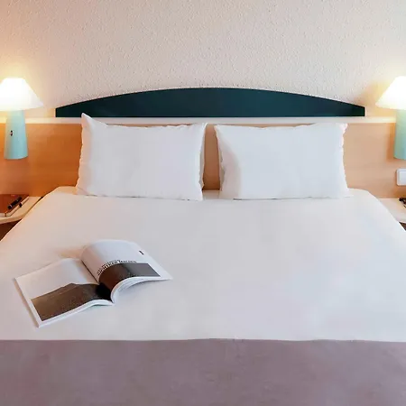Ibis Messe Hotel 3*