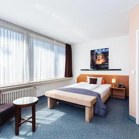 Servatius 3* Keulen