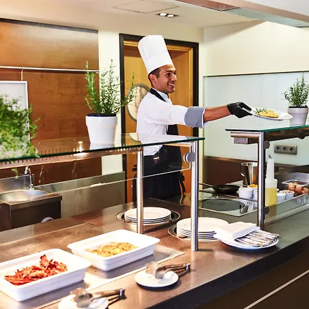 Steigenberger Hotel 4*