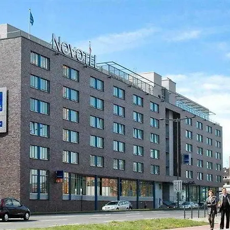 Ξενοδοχείο Novotel 4*