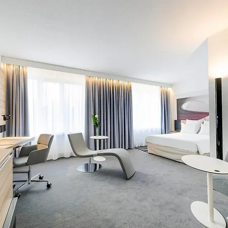 Novotel 4*