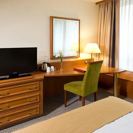 Hotel Leonardo Bonn Airport Cologne