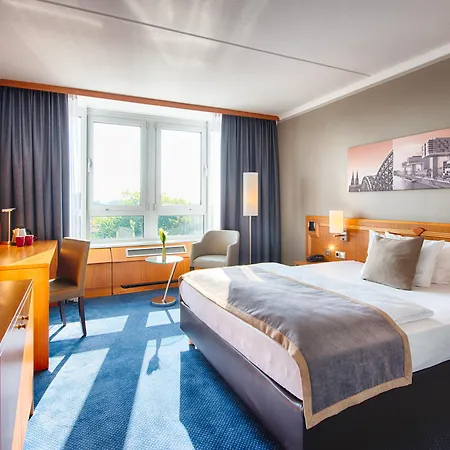 Hotel Leonardo Bonn Airport 4*