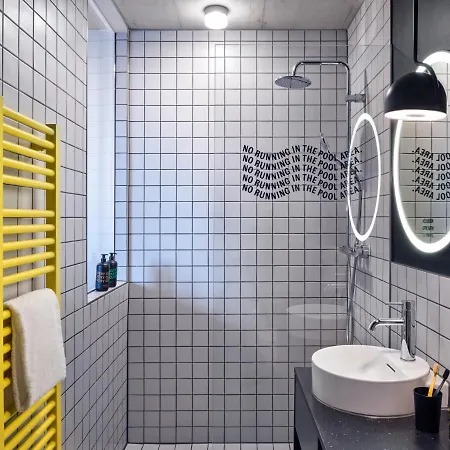 Stayery Ehrenfeld Aparthotel