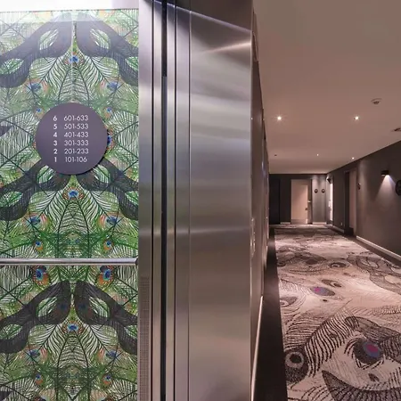 Adina Hotel 4*
