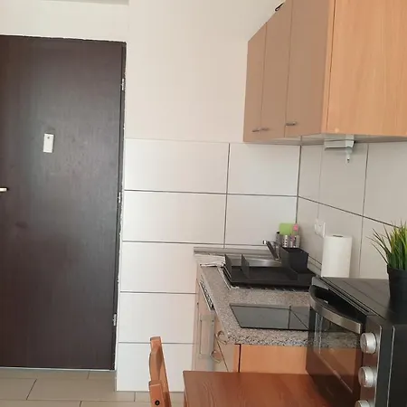 Workers-sleep-station Apartment *