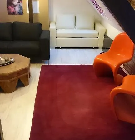Bed & Breakfast Stayincologne 2*