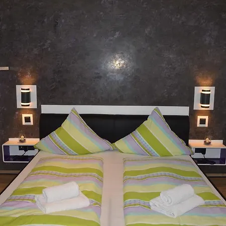 Homestay Sinuessa Cologne
