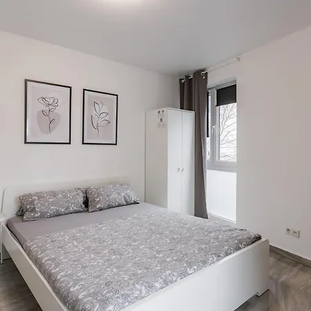 Apartments Cologne * Colonia