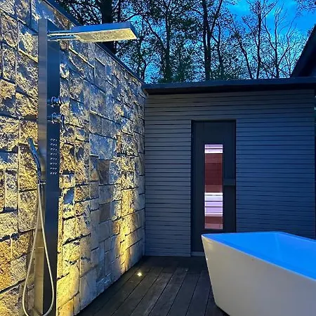 Designer-loft Mit Whirlpool 아파트 *