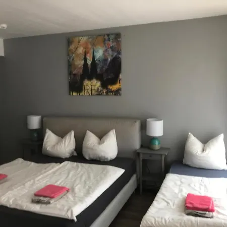 Apartamento Am Dom *