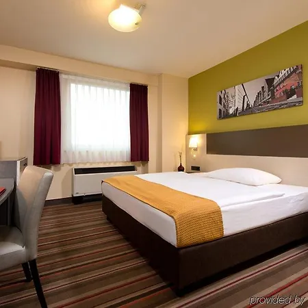 Hotel Leonardo