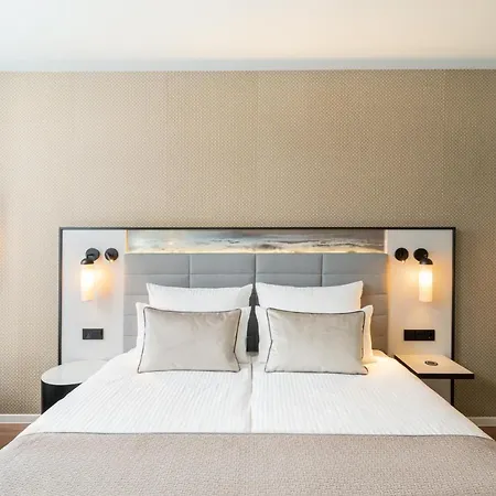 Leonardo Royal Bonn Airport 4*