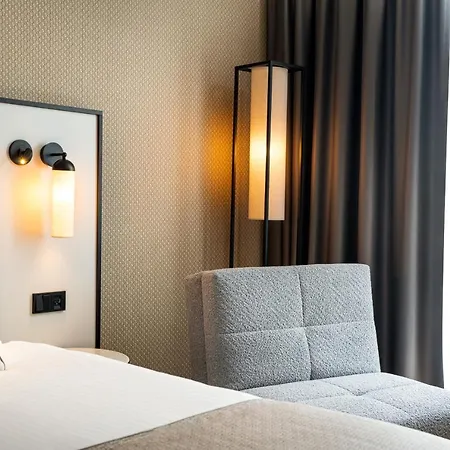 Leonardo Royal Bonn Airport 4*