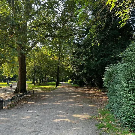 Appartamento Volksgarten Mit Innenhof *