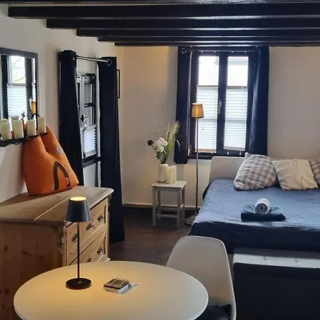 Altes Romantisches Fachwerkhaus In Rheinnaehe Auch Fuer Workation Geeignet * Cologne