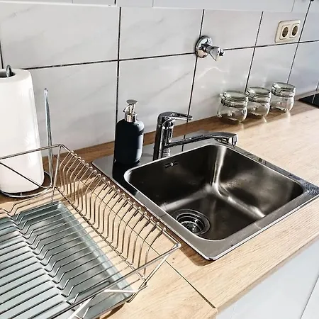 Apartment Charmante Gartenwohnung Mit Privatem Grossen Garten