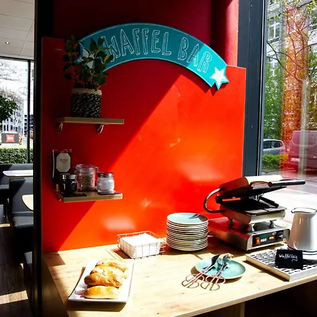 Ibis Messe Hotel 3*