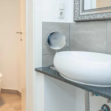 B49 - City&messe Appartement Cologne