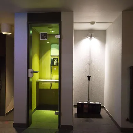 Ibis Centrum Hotel 2*