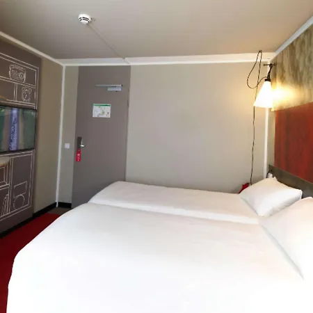 Ibis Centrum 2* Köln