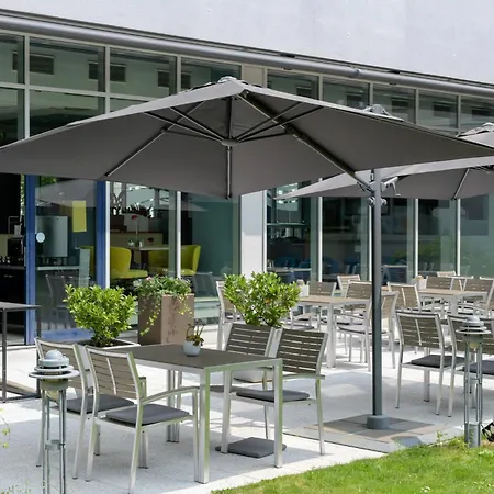 Novotel 4*
