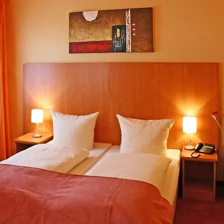 Hotel Star Am Dom Superior 3*