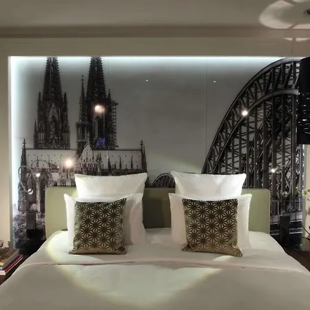Lindner Plaza 4* Keulen