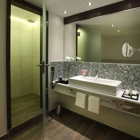 Lindner Plaza 4* Keulen