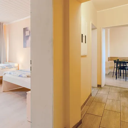 Апартаменты Cozy In Muelheim Кёльн