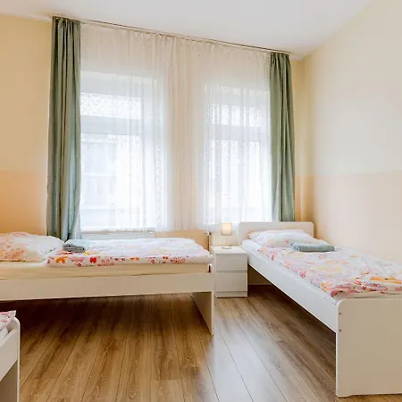 Апартаменты Cozy In Muelheim