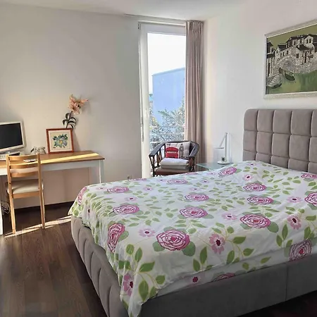 House Susanne Homestay *