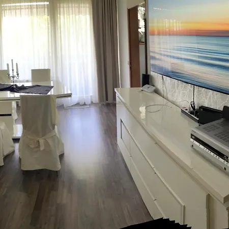 Ferienwohnung * Cologne