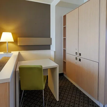 Mercure Severinshof Hotel 4*