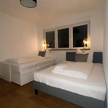 Gemuetliches Messe Und Ferienapartment 60m2 Naehe Koelnmesse & Lanxess Arena *
