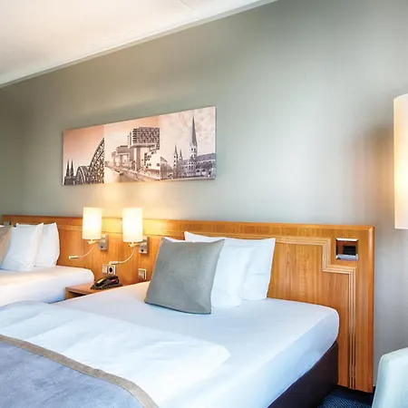 Hotel Leonardo Bonn Airport 4*