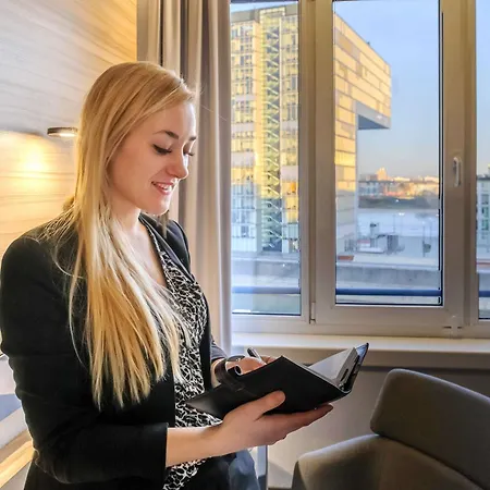 Novotel Hotel 4*
