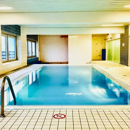 Apartment Domspitzen-blick, Cooles 2 Mit Indoor-swimmingpool Auf Dem Dach, Kueche Und Smart-tv *