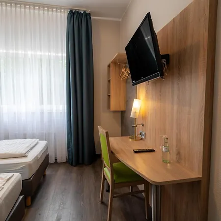 Hotel Airport Business