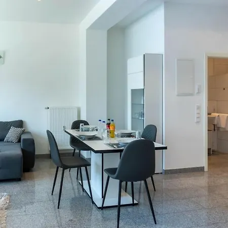 Apartment Your Luxurious In *