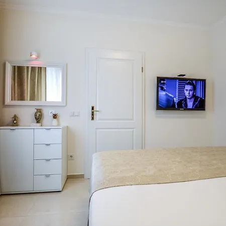 Apartment Stylisch Und Schick, Neue Wohnung, U-bahn 2 Minuten Cologne