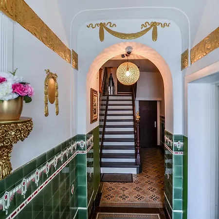 Apartment Stylisch Und Schick, Neue Wohnung, U-bahn 2 Minuten