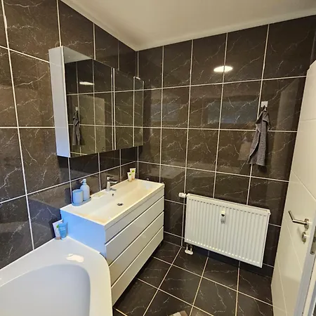 Apartment Maisonette In Koelner Villenviertel