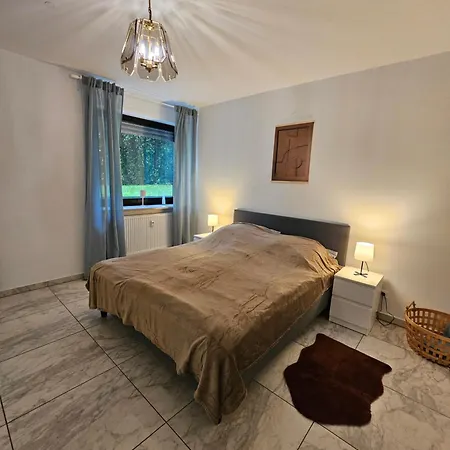 Apartment Maisonette In Koelner Villenviertel *