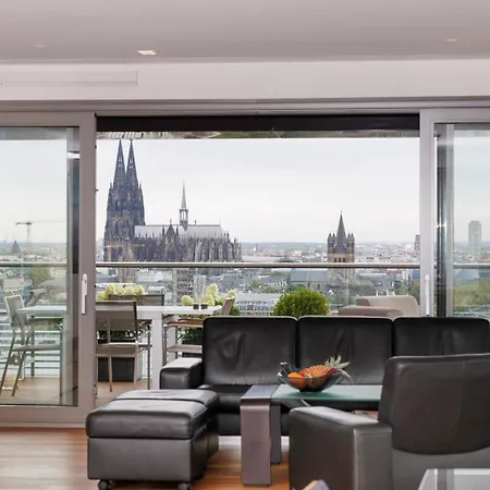 3br Penthouse Kranhaus - What'app - 0034-635-520-036 - For Reservations! Appartement
