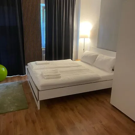 아파트 4 Min Naehe Von Hbf Und Dom Mit Garten ,balkon & Office 쾰른
