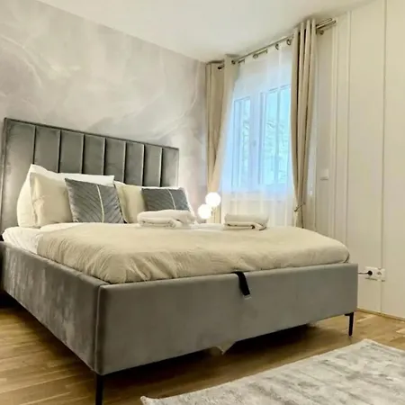 Apartment Centa *